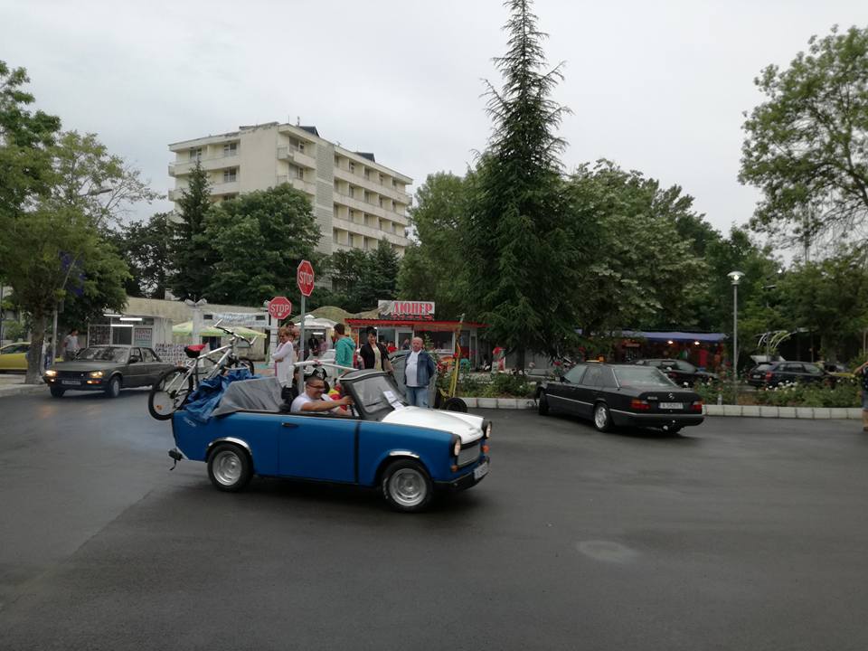 19145775_241119523052222_7522970276430939028_n