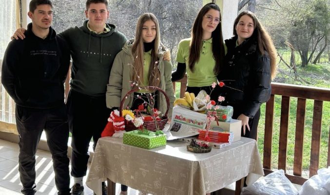 Благотворителен базар