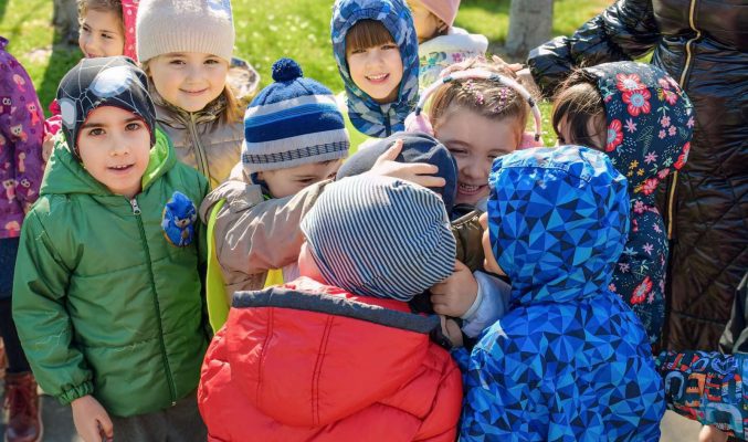 Община Приморско посрещна първа пролет
